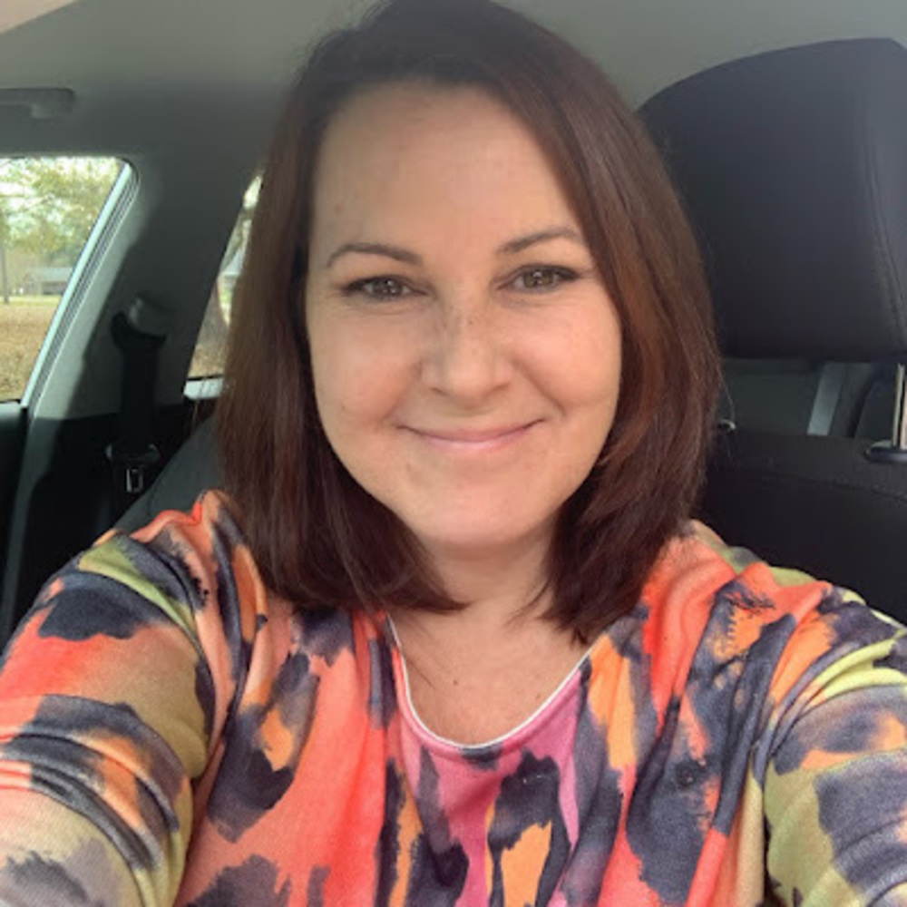 Meet your Posher, Jennifer